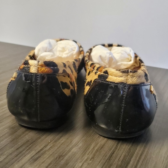 ***SOLD*** Kate Spade calf fur flats size 9.5 - Picture 4 of 8